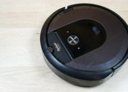 iRobot Roomba i7+ после года эксплуатации: честный отзыв