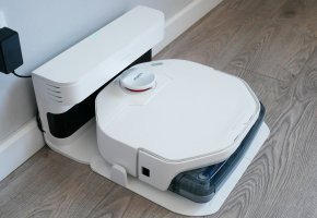 Xiaomi Smartmi A1: моющий робот-пылесос, который самоочищается в процессе уборки