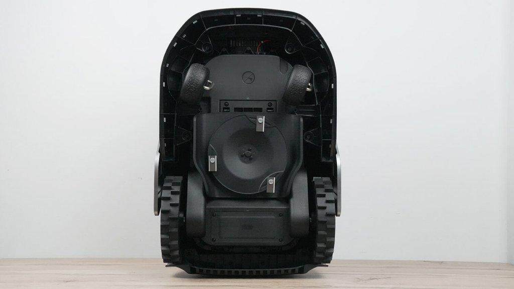 Dreame Roboticmower A1: Вид снизу