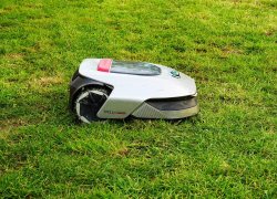Dreame Roboticmower A1: стильный робот-газонокосилка с точной навигацией и передовыми возможностями