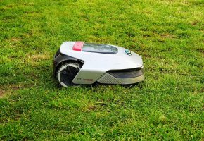 Dreame Roboticmower A1: стильный робот-газонокосилка с точной навигацией и передовыми возможностями