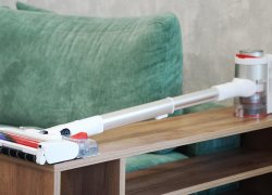 EVOLUTION Smart Clean VCF2613UV Wet and Dry: сухая и влажная уборка, необычные насадки, беспроводная зарядка