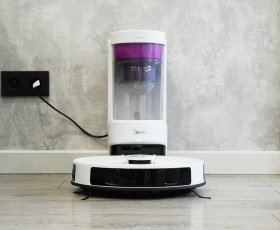 Midea VCR S20 Plus: станция БЕЗ МЕШКА, 8000 Па, подъем салфетки