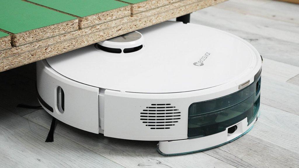 Neatsvor S700: Проезд под низкой мебелью