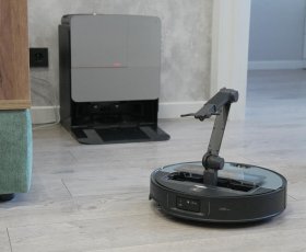 Roborock Saros Z70: не только убирает, но и собирает вещи с пола! Первый робот-пылесос с механической рукой!