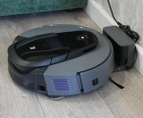 3i G10+: пресс мусора, 18 000 Па, выдвижная боковая щётка и салфетка