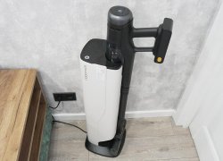 Roborock H60 Hub Ultra: станция для самоочистки и хранения насадок, 210 аВт, подсветка!