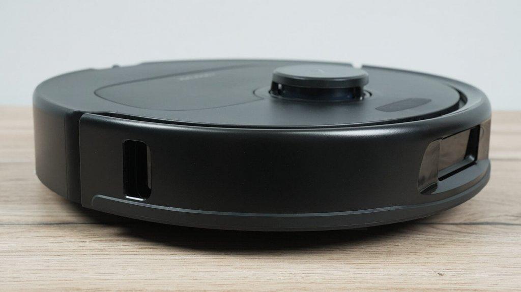 Roborock Qrevo L: Вид сбоку