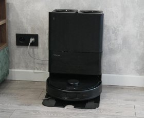 Roborock Qrevo L: 10 000 Па, обновленная боковая щётка, станция «Всё в одном»