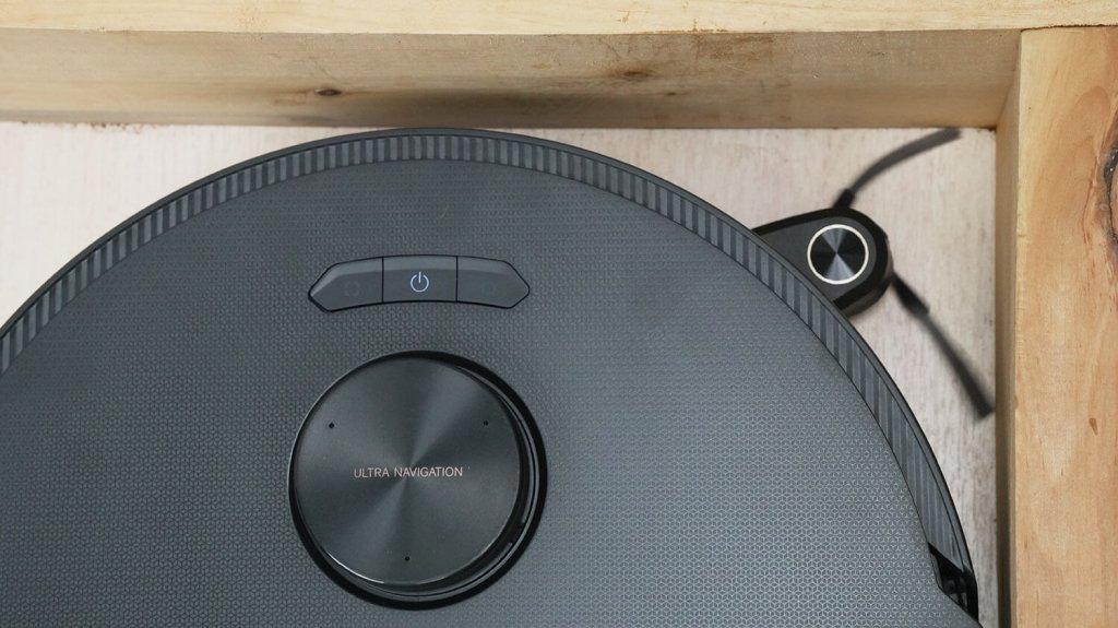 Trouver Z50 Ultra: Выметание мусора в углу
