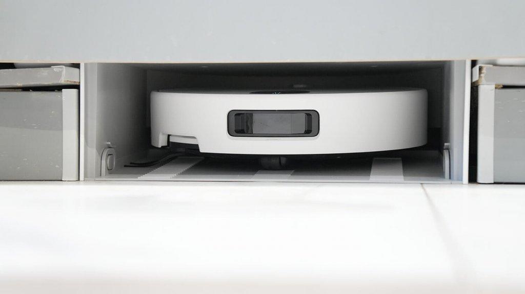 Xiaomi Mijia M40s (OV21CNRD): Просвет для выезда робота со станции