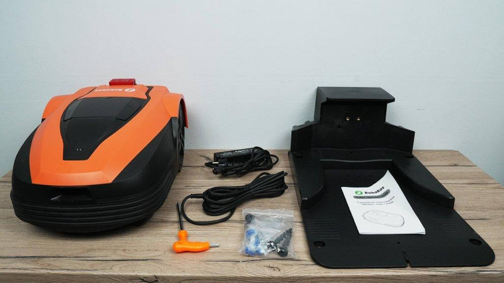 Robokos RM600i: Стандартная комплектация