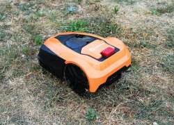 Robokos RM600i: доступный робот-газонокосилка с продвинутыми возможностями!