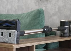 Trouver J40: недорогой вертикальный пылесос для сухой и влажной уборки