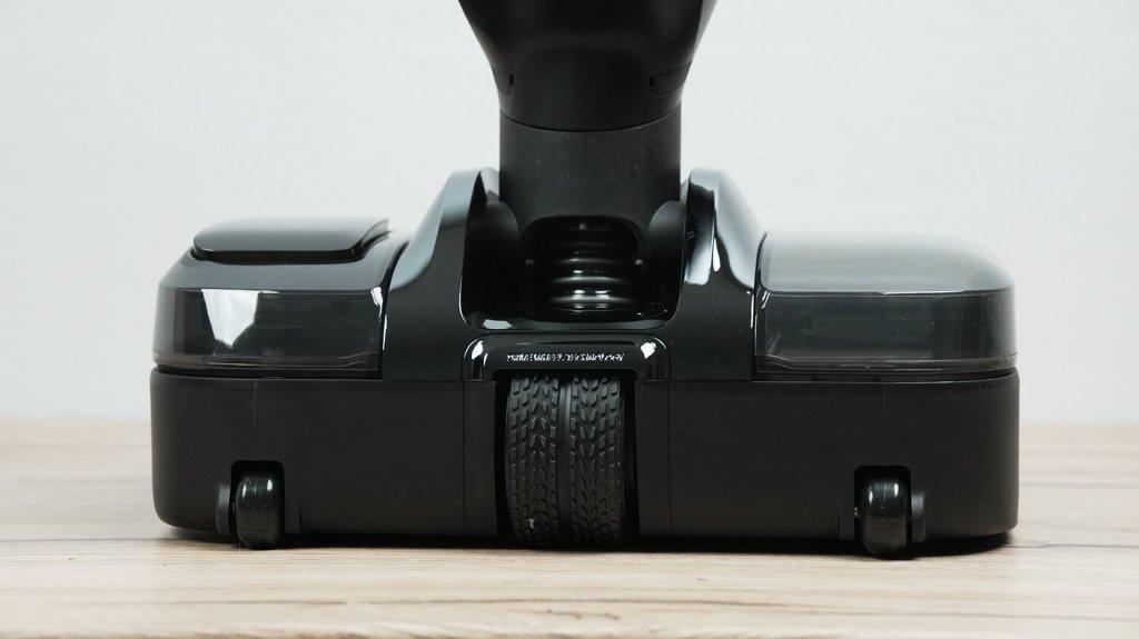 Trouver M50 Ultra: Заднее колесо с приводом