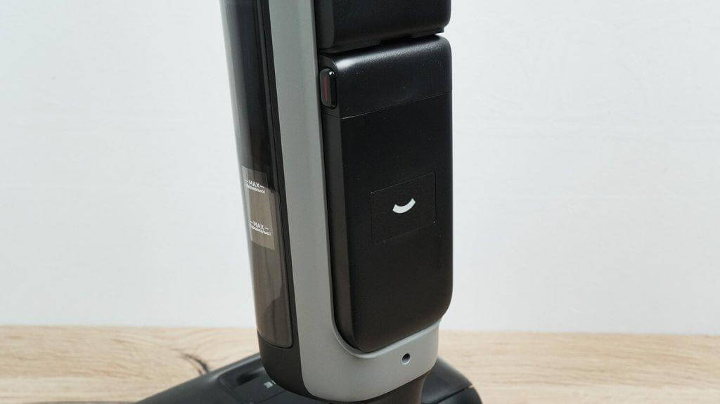 Dreame H12 Dual FlexReach: Аккумулятор установлен