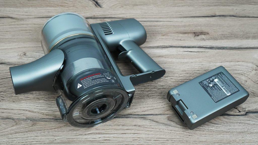 Dreame R20 Essential: Съемный аккумулятор