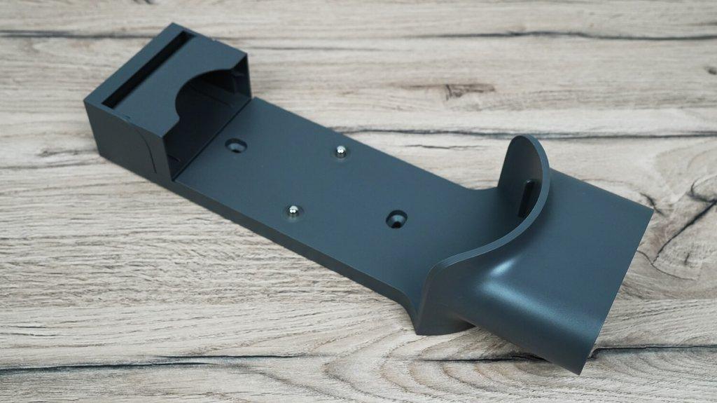 Dreame R20 Essential: Настенный держатель