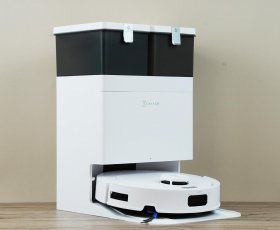 ECOVACS DEEBOT T30C Prime OMNI: защита щёток от волос, объезд предметов, станция «Всё в одном» и доступная цена!